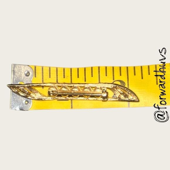 Vintage Gold-Tone Brooch with Faux Pearls - Picture 6 of 8